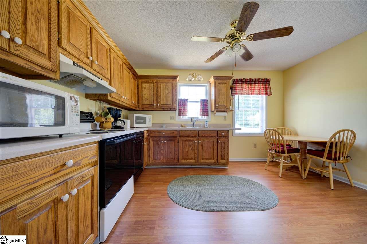 78 Pecan Lane Fountain Inn, SC 29644 - Photo 8 of 22 Gallery Image 8