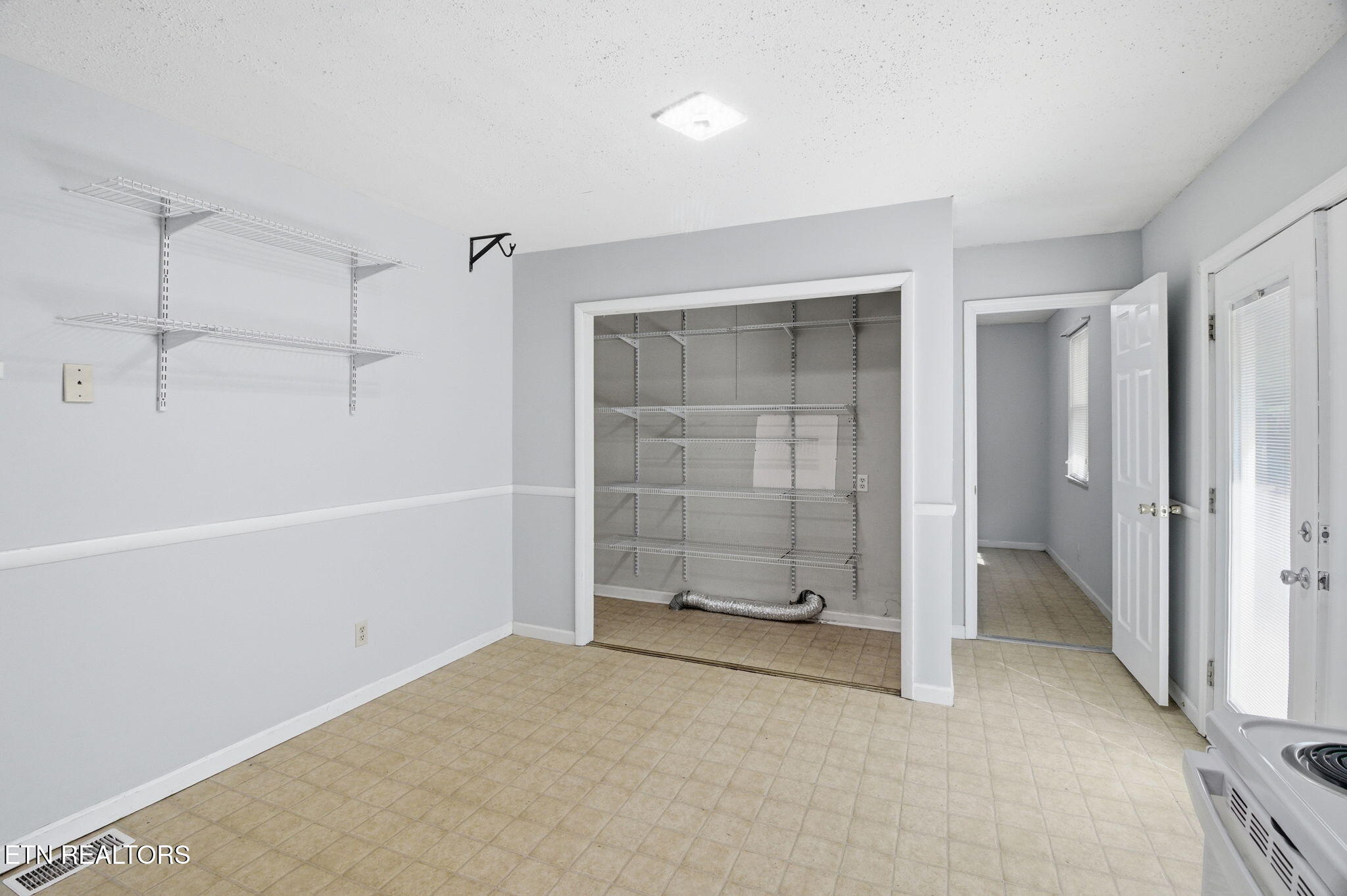 3420 Wexgate Road Knoxville, TN 37931 - Photo 13 of 41 28-web-or-mls-DZ3A1529