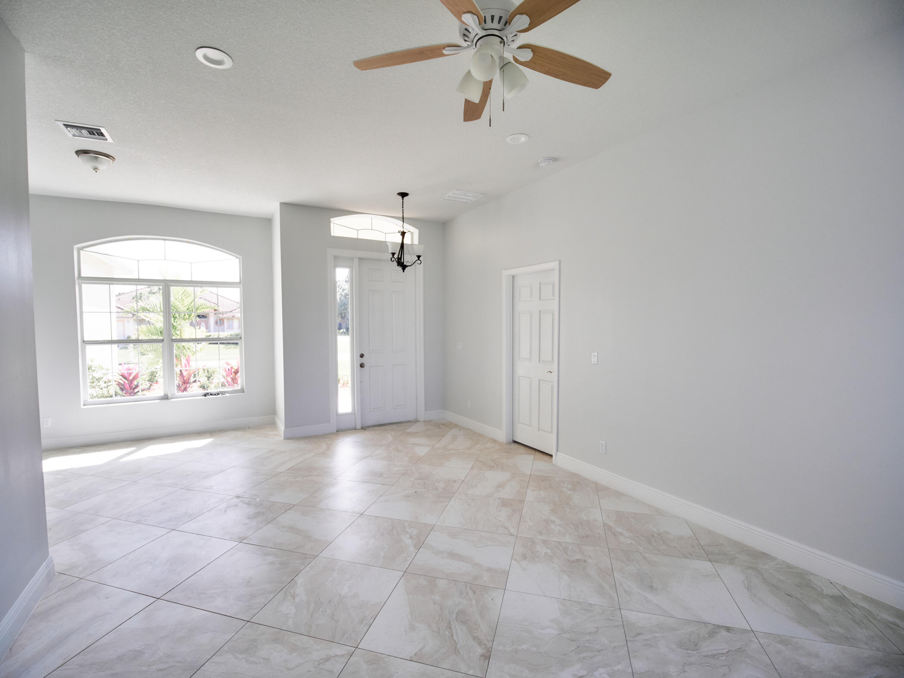 1117 Southwest Kickaboo Road Port St. Lucie, FL 34953 - Photo 8 of 19 P1024785