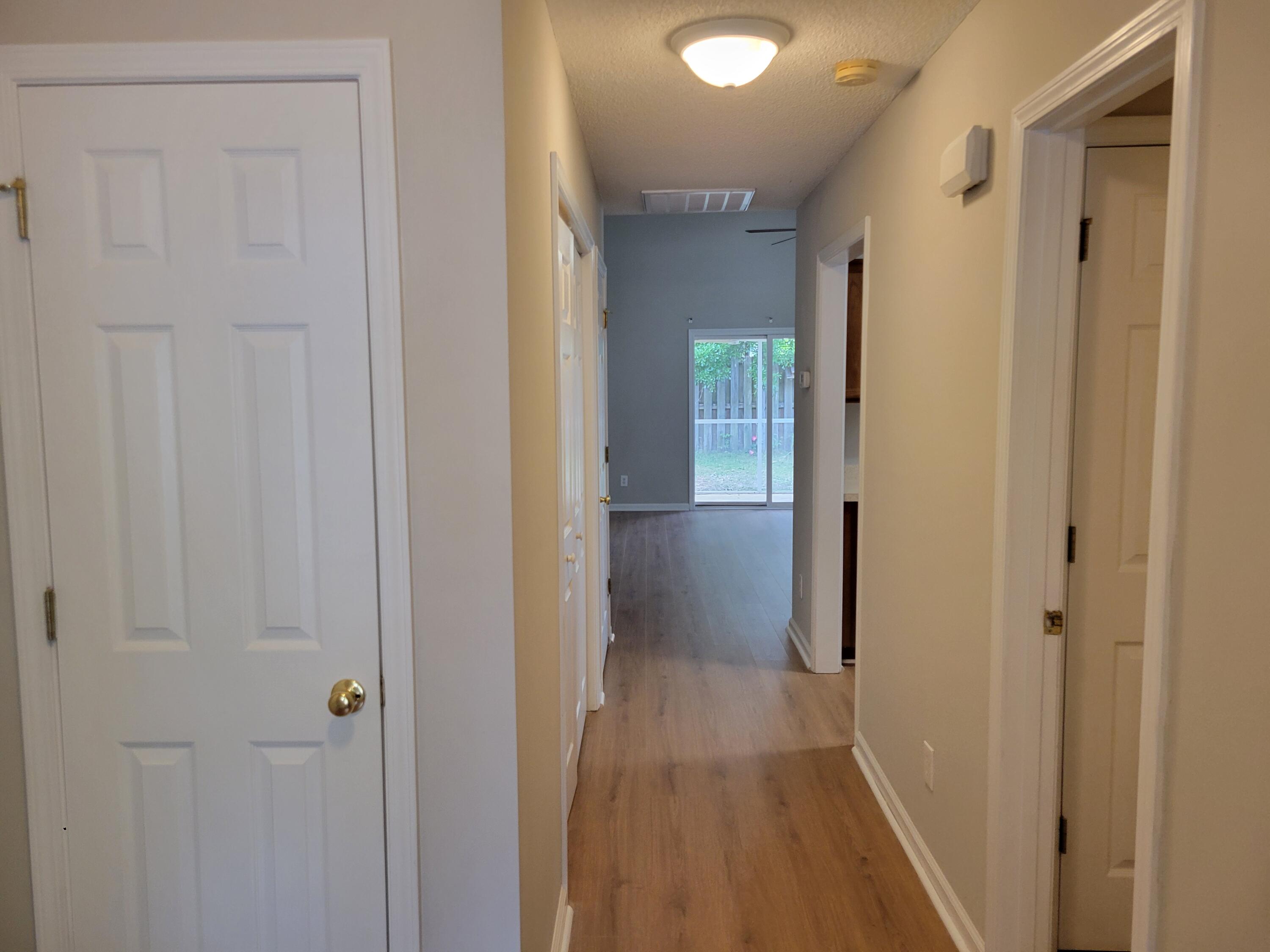 9289 Ayscough Road Summerville, SC 29485 - Photo 3 of 34 Front hallway