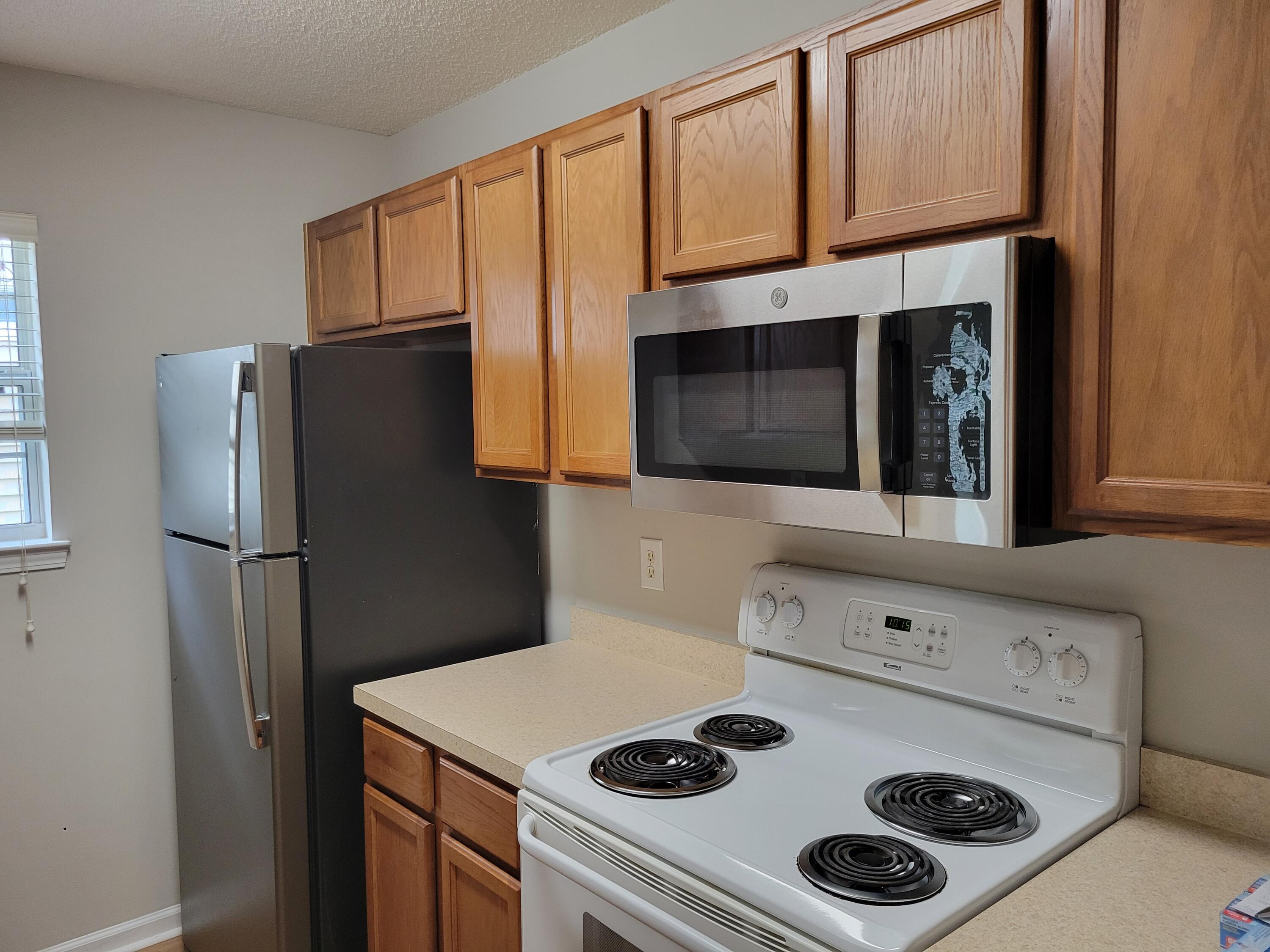 9289 Ayscough Road Summerville, SC 29485 - Photo 6 of 34 Galley kitche