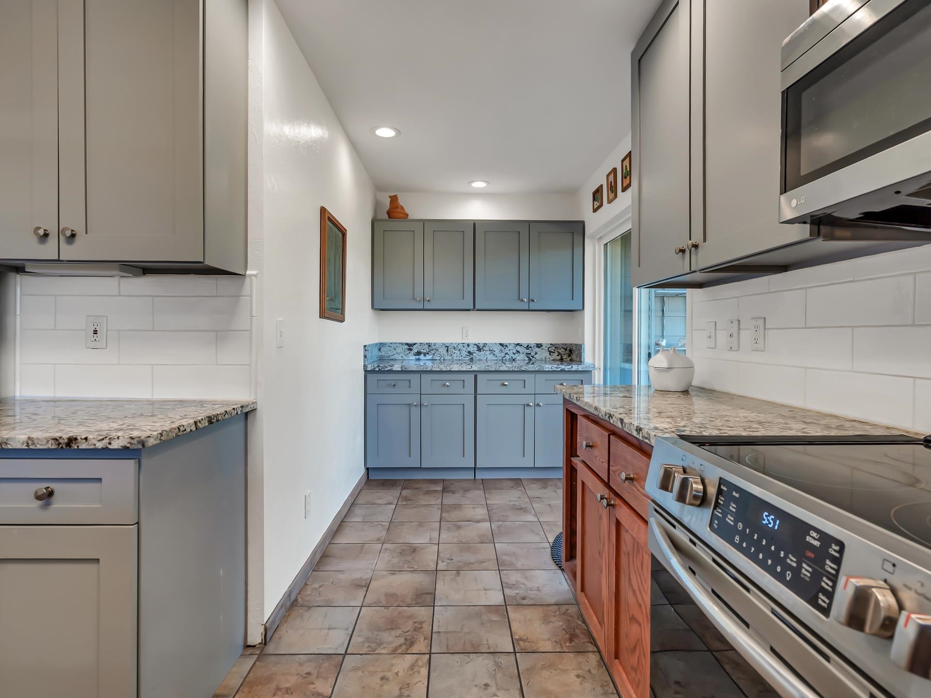 5220 Saddle Ridge Road Weed, CA 96094 - Photo 22 of 44 Gallery Image 22