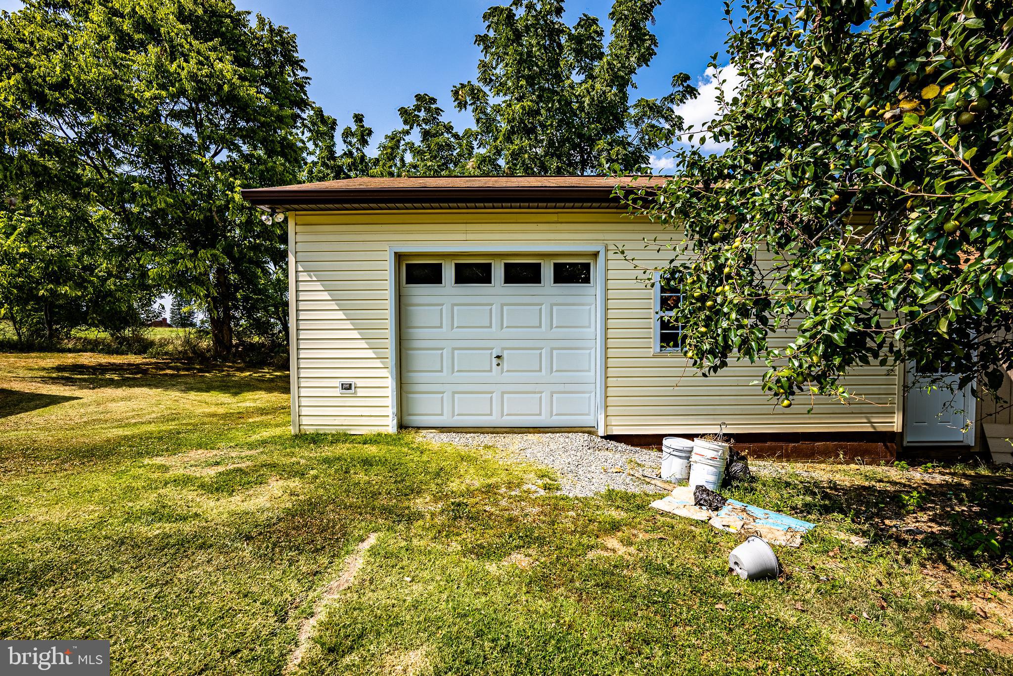 20770 Keadle Road Boonsboro, MD 21713 - Photo 15 of 24 Detached garage