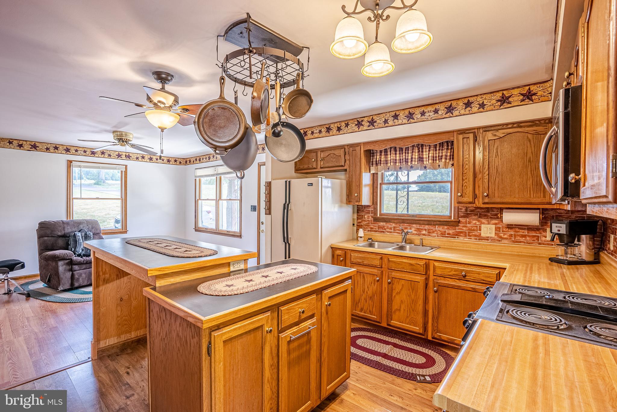 20770 Keadle Road Boonsboro, MD 21713 - Photo 9 of 24 Kitchen Pic 5