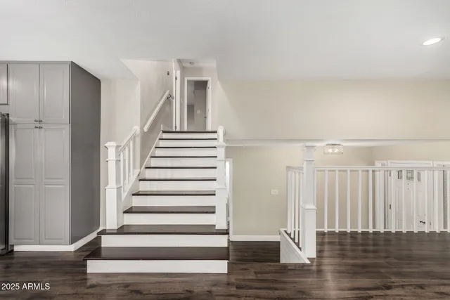 $734,900 | 1717 East Pebble Beach Drive, Tempe, AZ 85282