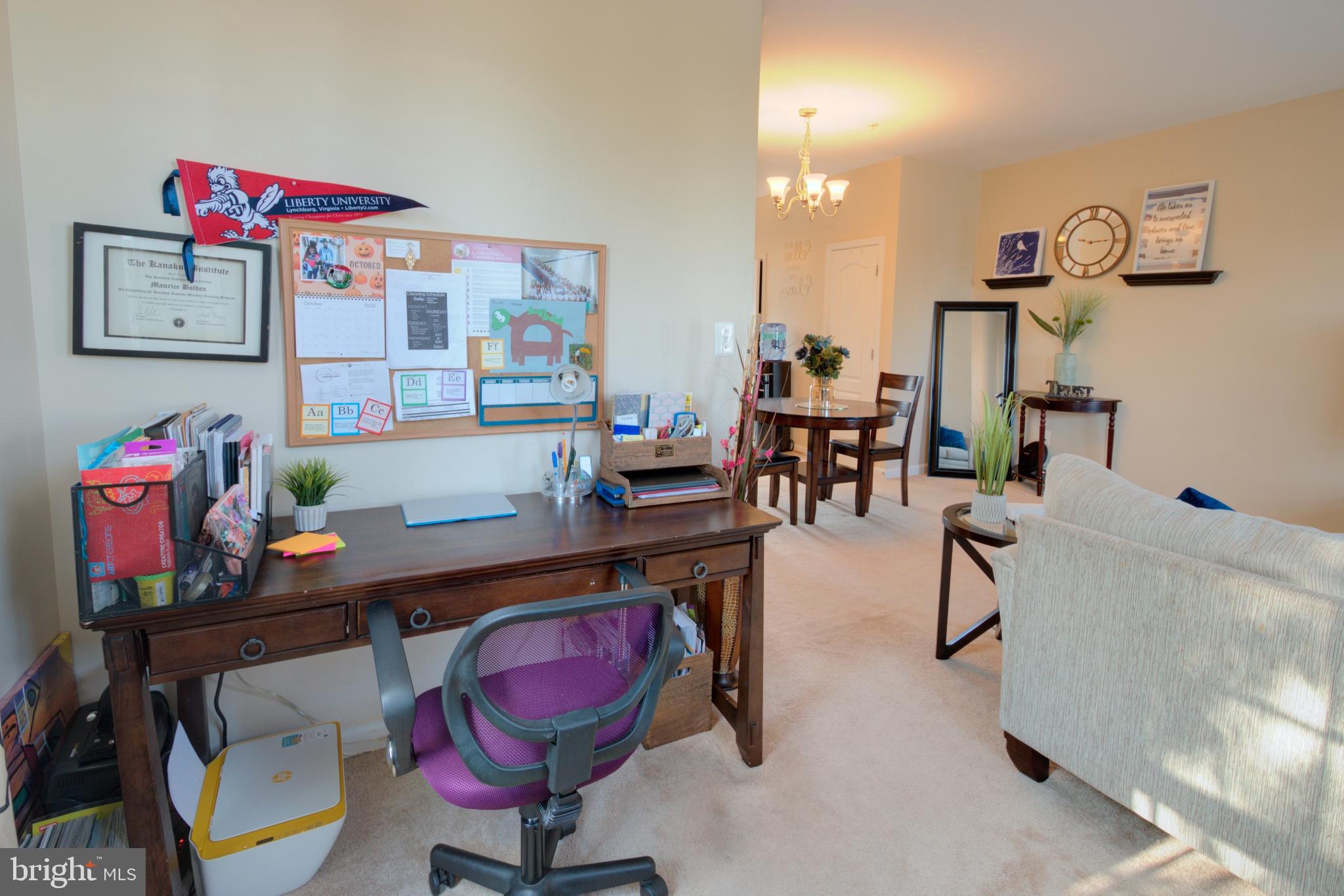 6816 Annapolis Road Hyattsville, MD 20784 - Photo 13 of 37 Office nook space or flex space