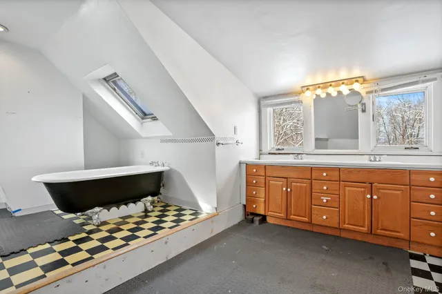 $875,000 | 1780 Strawberry Road, Mohegan Lake, NY 10547