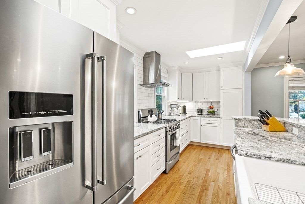 474 Waverly Road North Andover, MA 01845 - Photo 12 of 39 Gallery Image 12