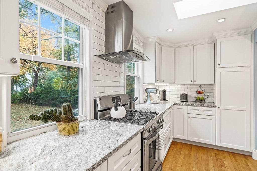 474 Waverly Road North Andover, MA 01845 - Photo 13 of 39 Gallery Image 13