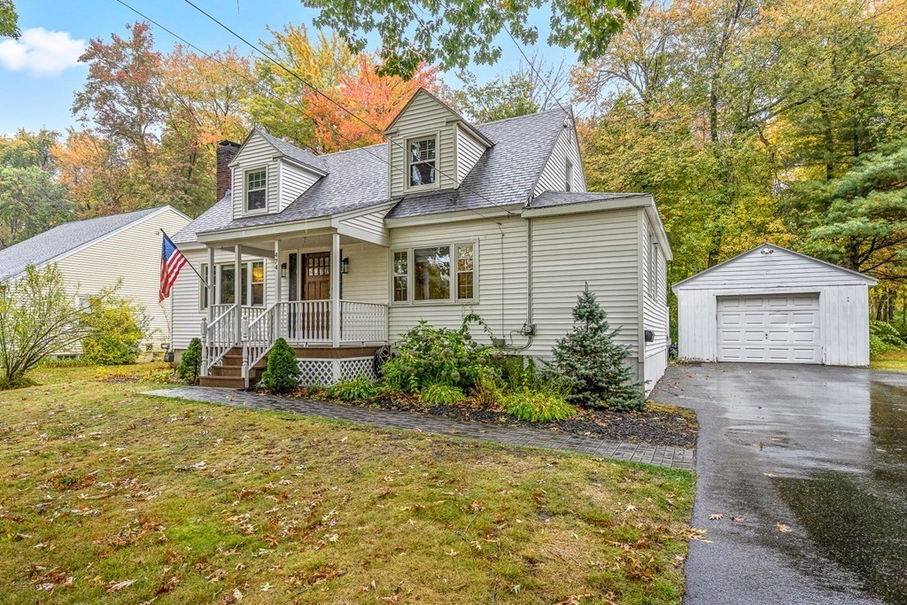 474 Waverly Road North Andover, MA 01845 - Photo 2 of 39 Gallery Image 2