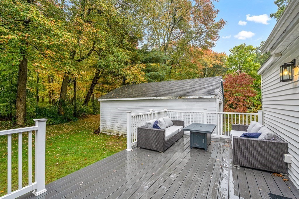 474 Waverly Road North Andover, MA 01845 - Photo 33 of 39 Gallery Image 33