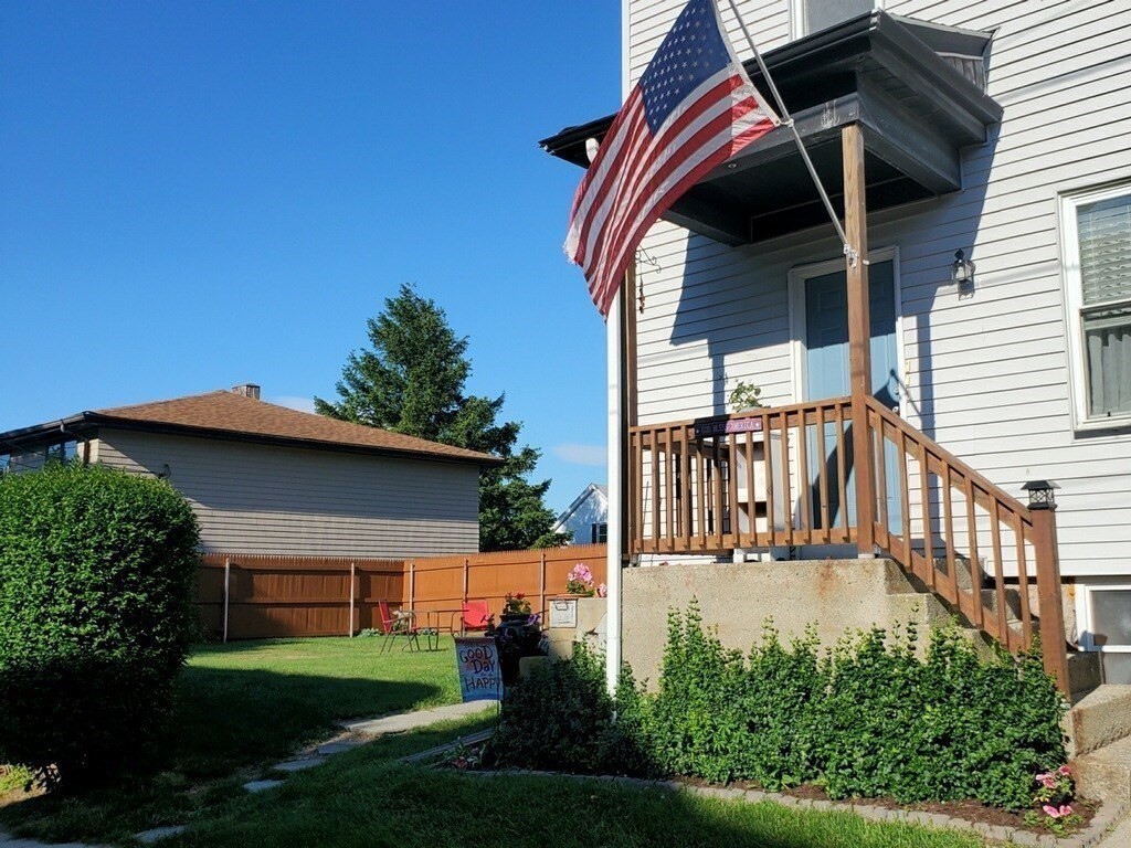 486 Warren Street Fall River, MA 02721 - Photo 2 of 40 Gallery Image 2