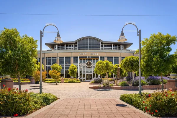 $1,448,000 | 1028 Foster Square Lane, Unit 305, Foster City, CA 94404
