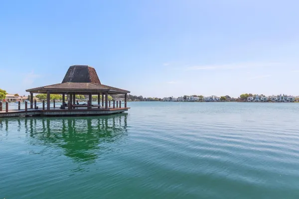 $1,448,000 | 1028 Foster Square Lane, Unit 305, Foster City, CA 94404