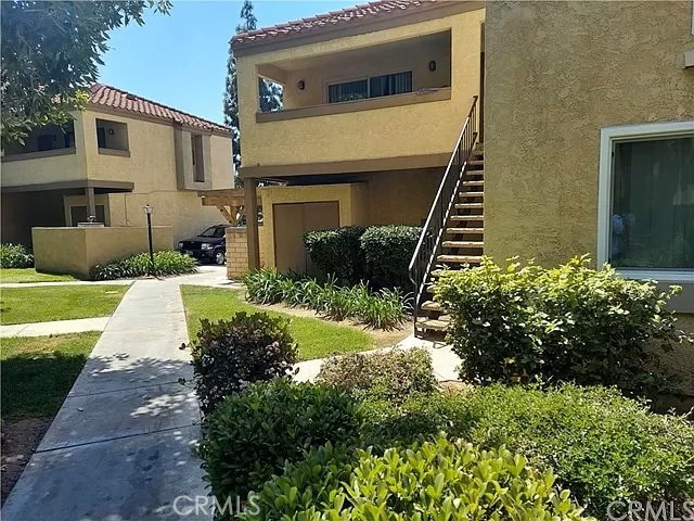 1140 West Blaine St Unit 201  