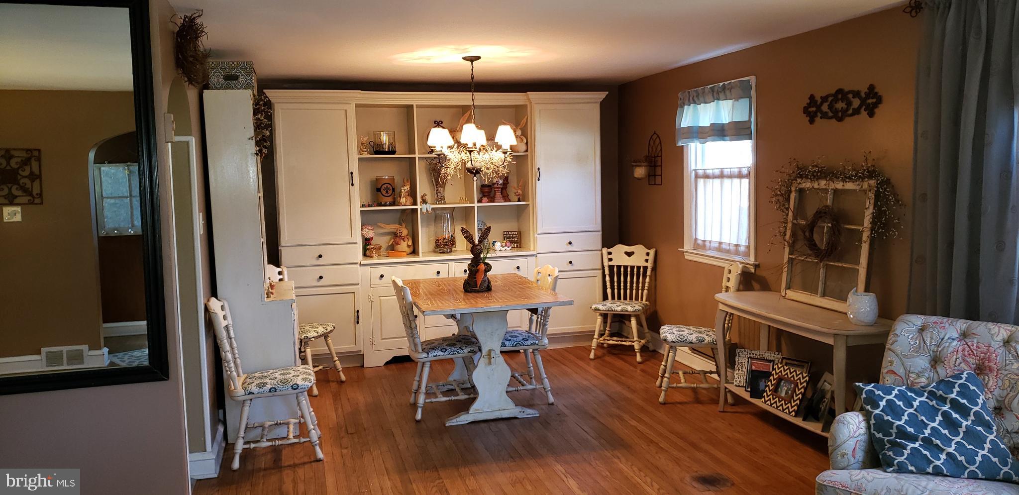413 East Ridley Avenue Ridley Park, PA 19078 - Photo 9 of 43 Diningroom