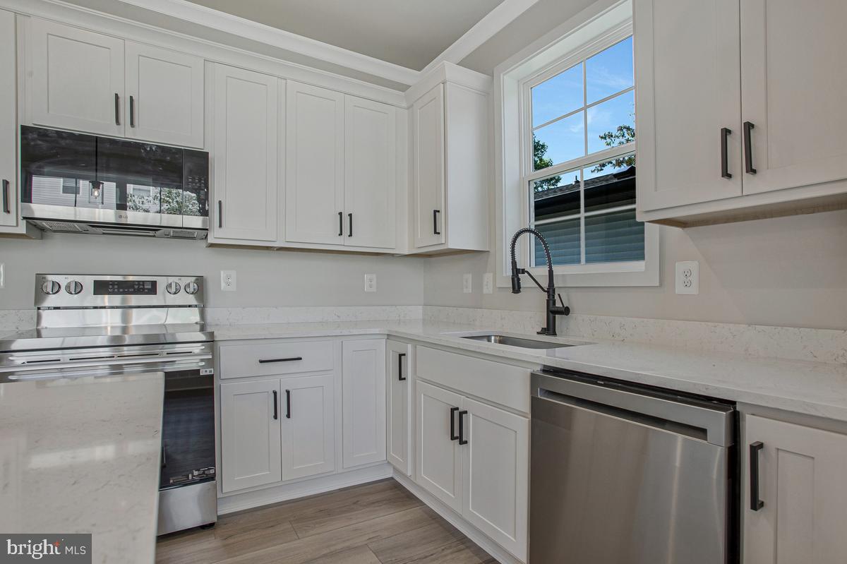 416 Venton Road Edgewater, MD 21037 - Photo 16 of 57 Kitchen
