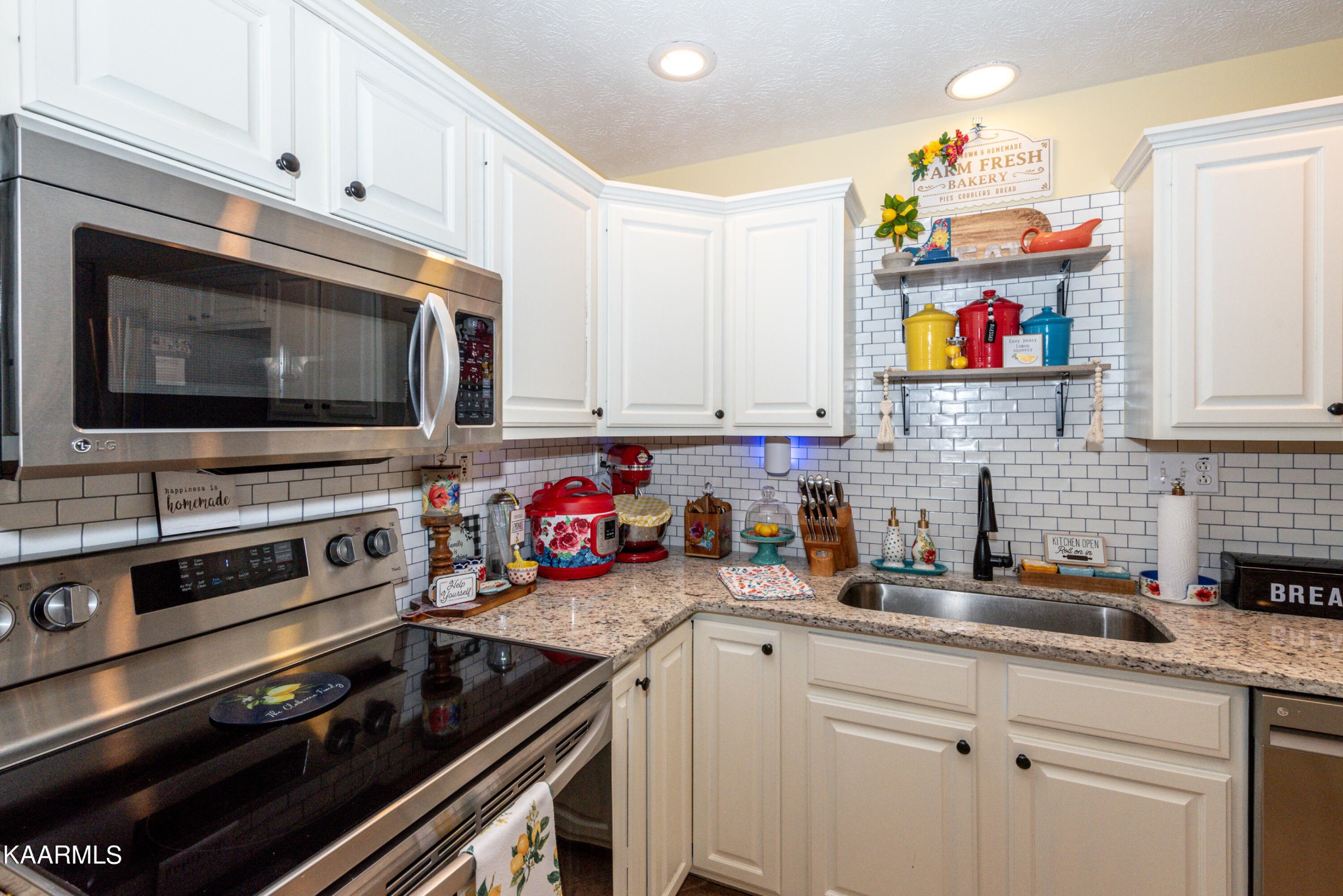 4167 Pea Ridge Road Maryville, TN 37804 - Photo 18 of 48 Gallery Image 18