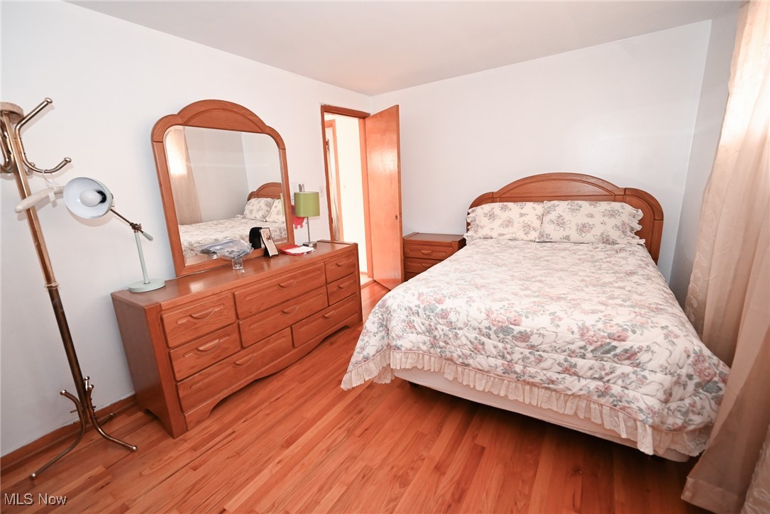 2620 Snow Road Cleveland, OH 44134 - Photo 22 of 29