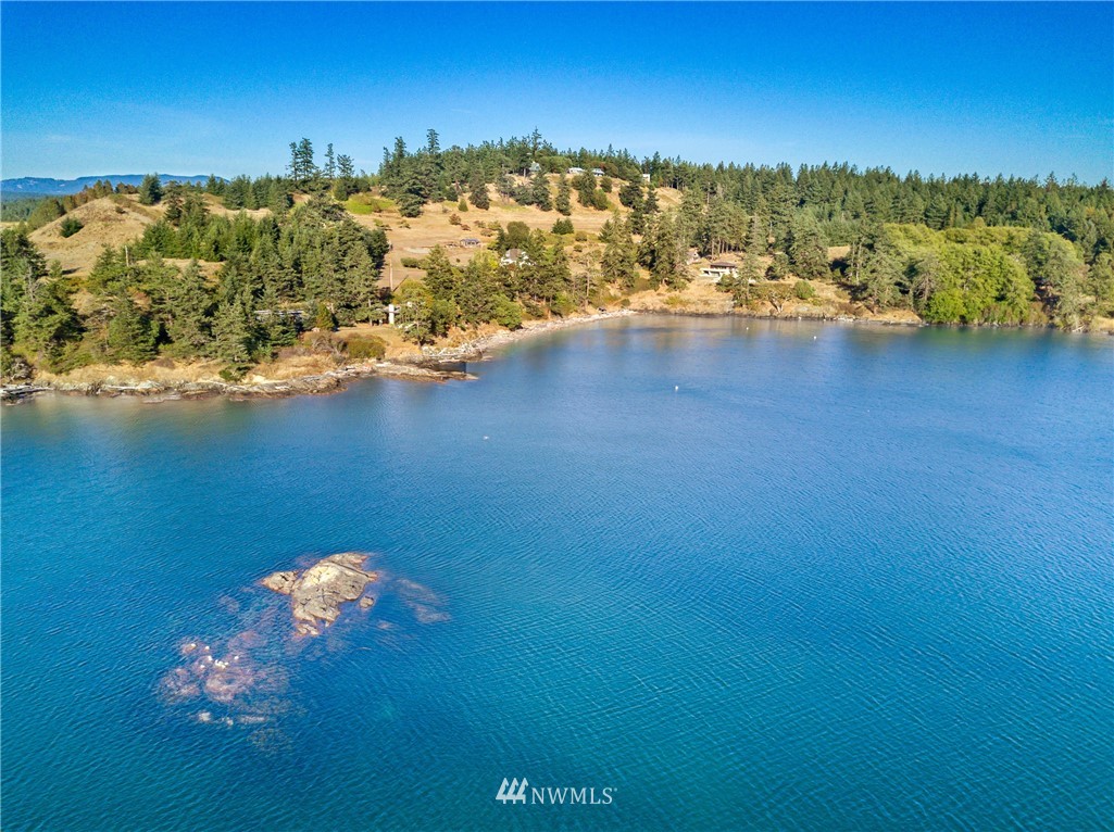 4139 Pear Point Road Friday Harbor, WA 98250 - Photo 11 of 25 Gallery Image 11