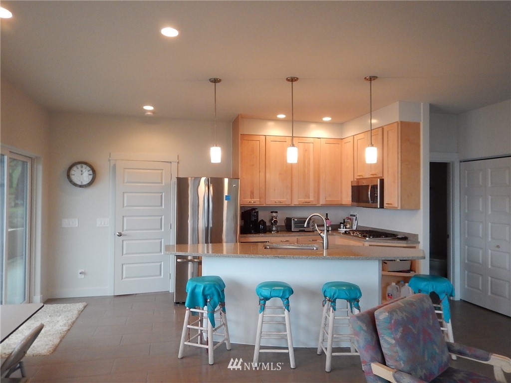 4139 Pear Point Road Friday Harbor, WA 98250 - Photo 4 of 25 Gallery Image 4