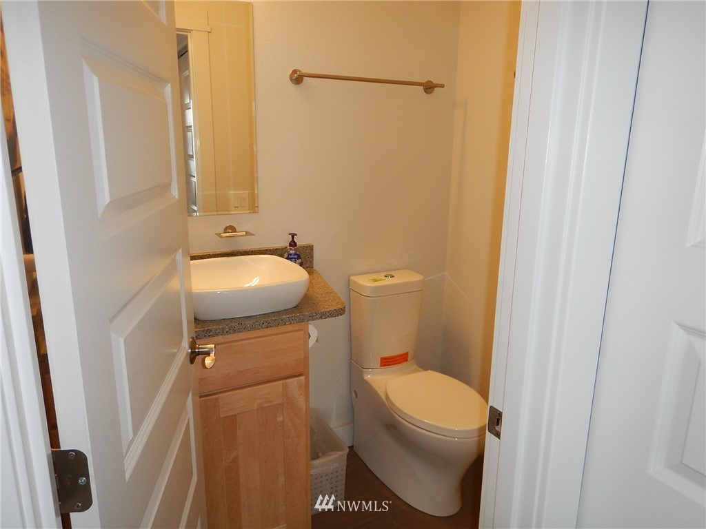 4139 Pear Point Road Friday Harbor, WA 98250 - Photo 5 of 25 Gallery Image 5