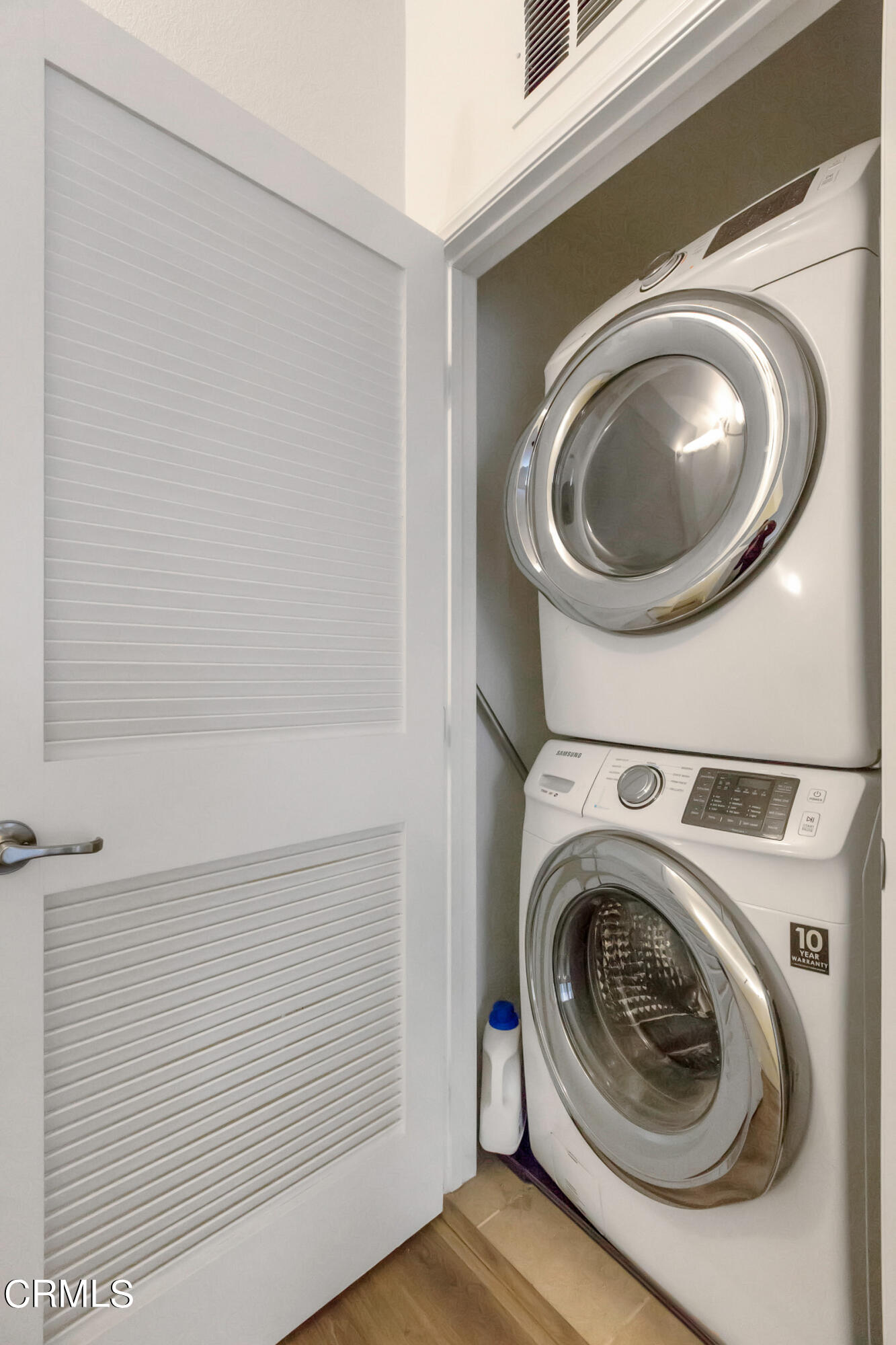 410 West Main Street, Unit 231 Alhambra, CA 91801 - Photo 23 of 45 a utility room with dryer and washer