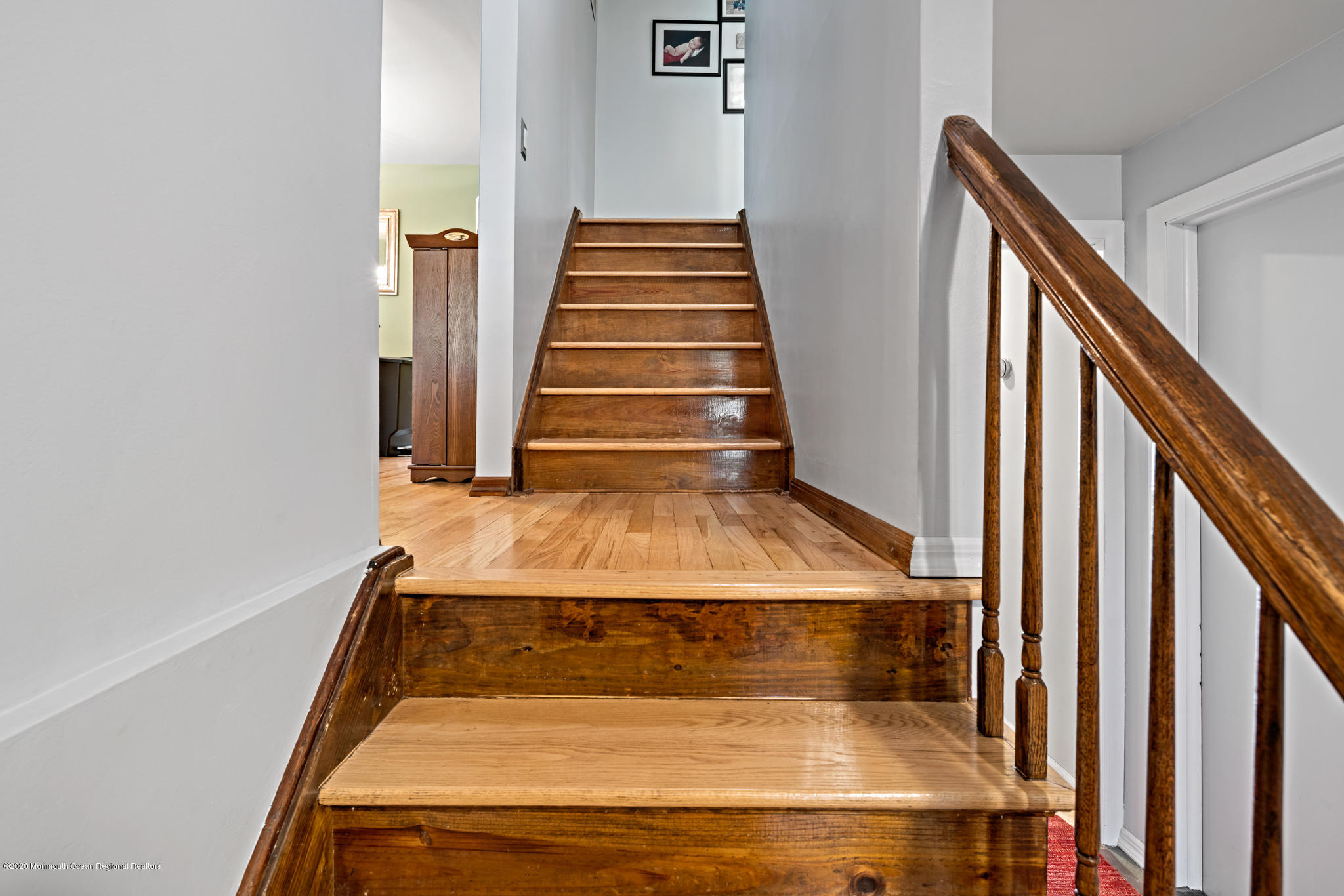 71 Broadway Keyport, NJ 07735 - Photo 11 of 27 a view of entryway