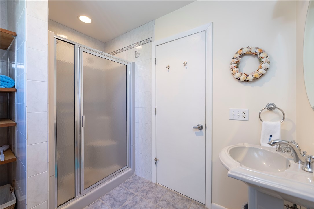 183 Shore Road Westerly, RI 02891 - Photo 16 of 36