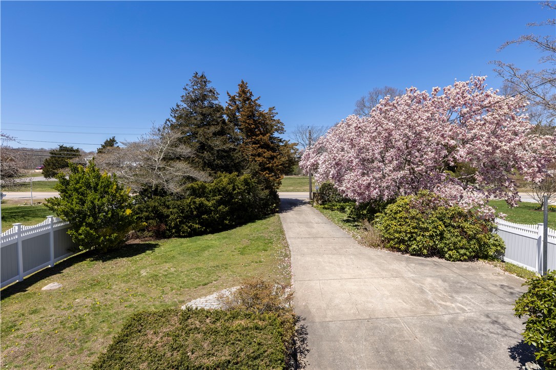 183 Shore Road Westerly, RI 02891 - Photo 5 of 36 flowering trees and shrubs