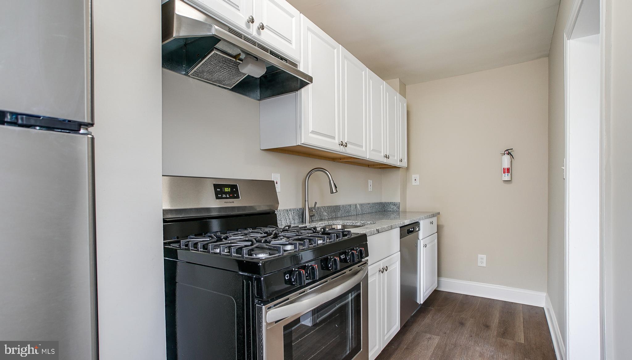550 Littlecroft Road Upper Darby, PA 19082 - Photo 10 of 24