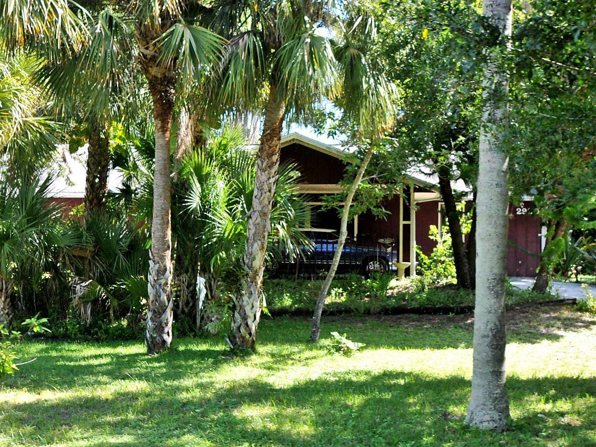 2930 Nicholas Road Fort Pierce, FL 34982 - Photo 1 of 1 FRONT