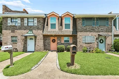 $169,000 | 313 Ormond Meadows Drive, Unit B, Destrehan, LA 70047