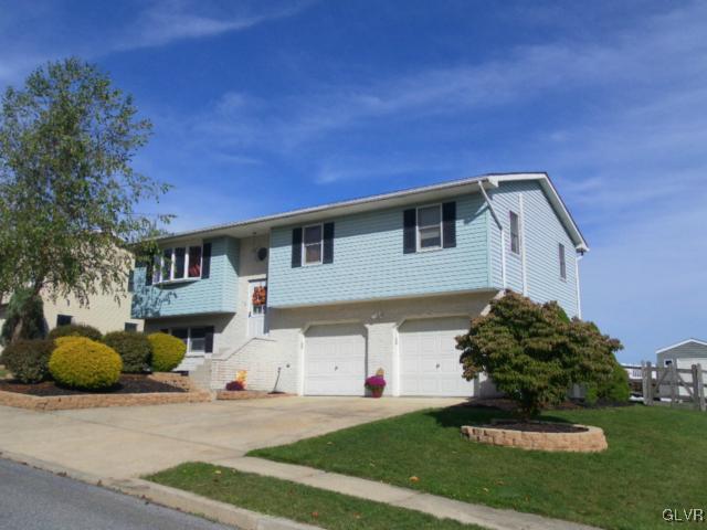 1517 Fernwood Road Slatington, PA 18080 - Photo 2 of 37 Front of house