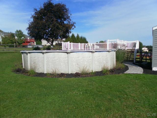 1517 Fernwood Road Slatington, PA 18080 - Photo 29 of 37 24 ft pool with deck