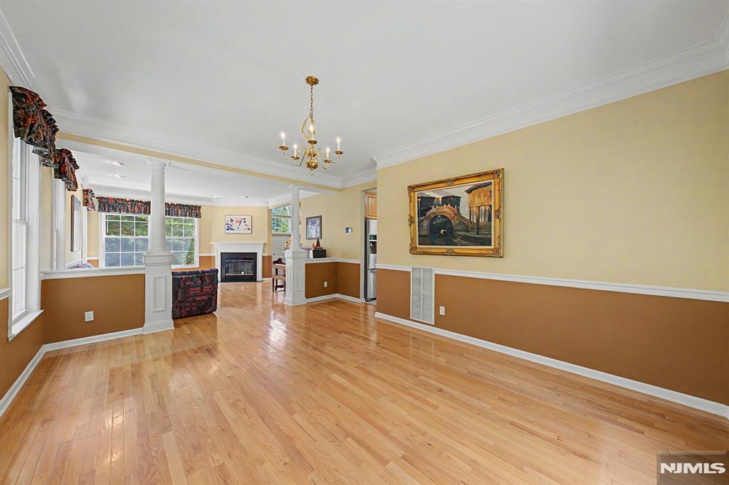 1 Skytop Ridge Oakland, NJ 07436 - Photo 6 of 43
