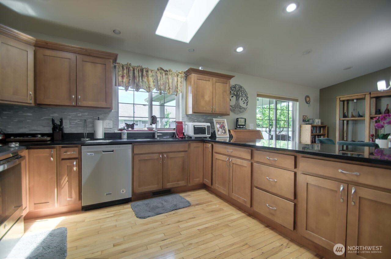 230 Meadow Loop Montesano, WA 98563 - Photo 14 of 38