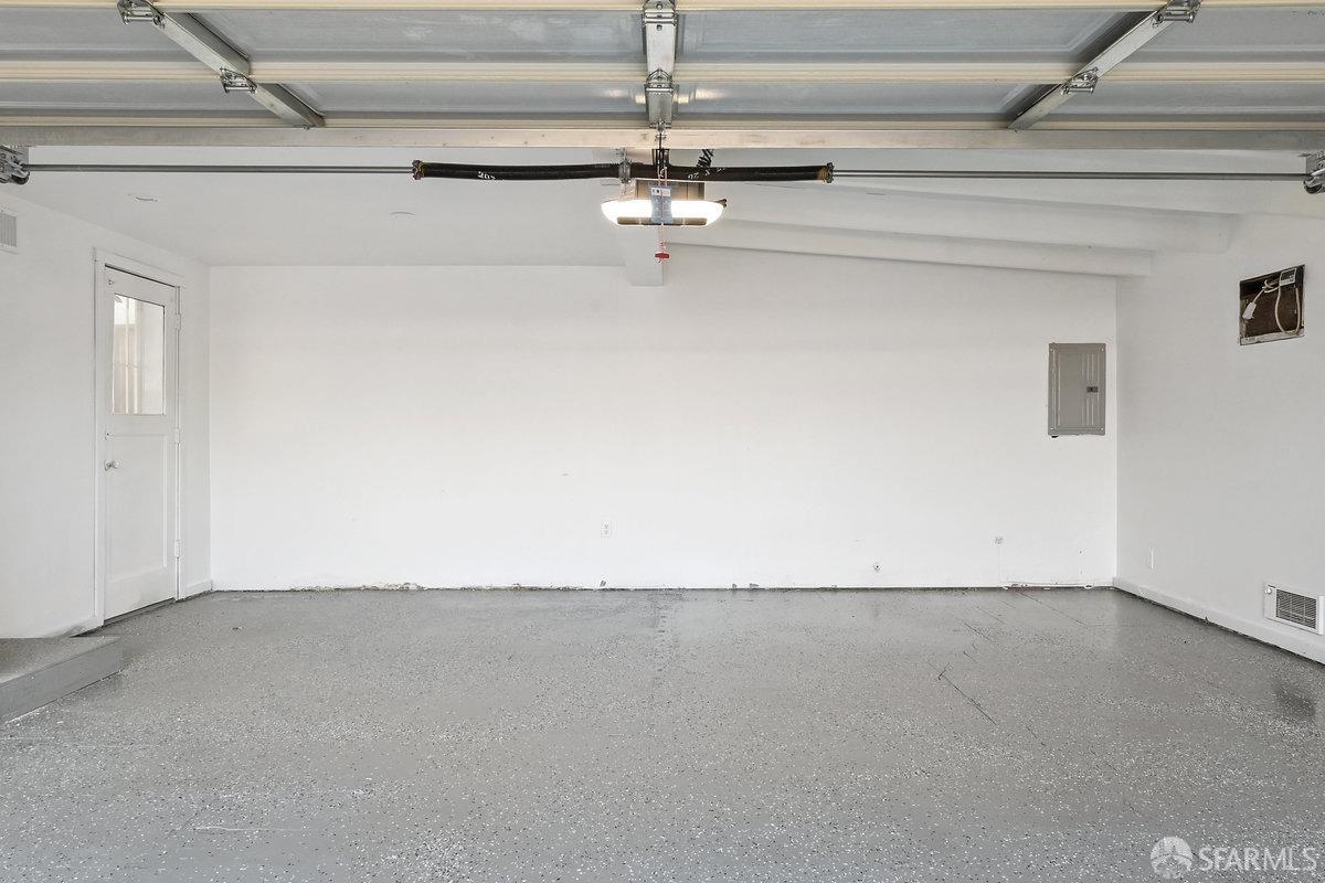 2531 Jerilynn Drive Concord, CA 94519 - Photo 33 of 34 a view of a room