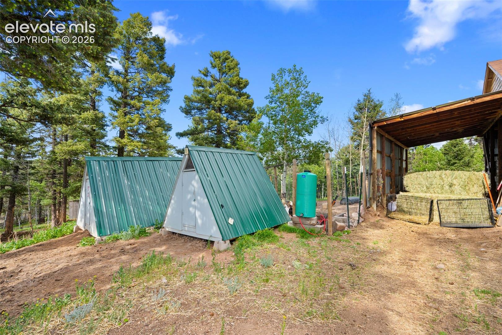 4269 County Road 51 Road Divide, CO 80814 - Photo 25 of 39 Chicken coops
