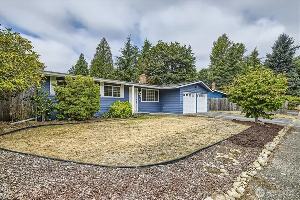 $3,700 | 14379 104th Avenue Northeast, Kirkland, WA 98034