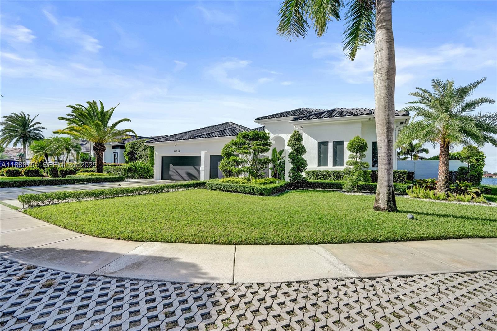 18787 Southwest 24th Street Miramar, FL 33029 - Photo 5 of 79