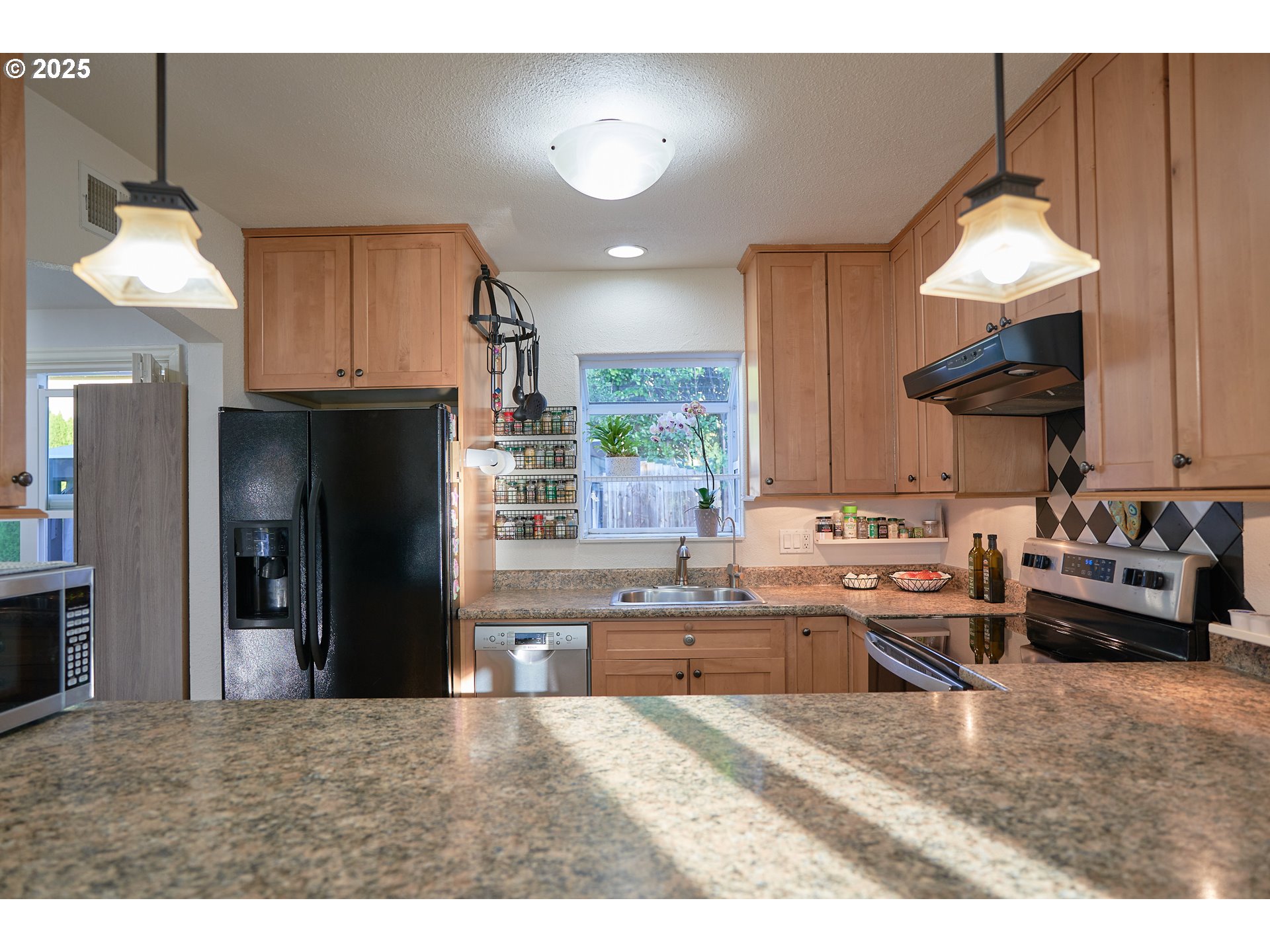 4202 Northeast Everett Court Camas, WA 98607 - Photo 11 of 24