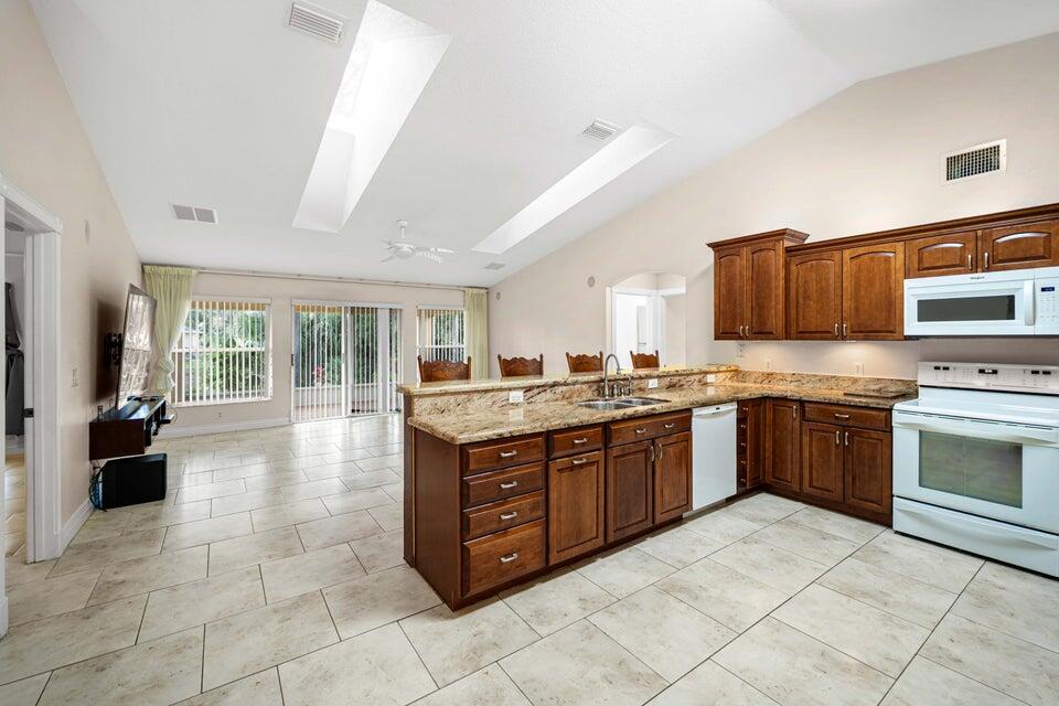 1573 Southwest Fortune Road Port St. Lucie, FL 34953 - Photo 3 of 16 20250421201046709447000000-o