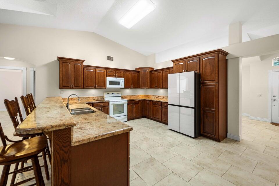 1573 Southwest Fortune Road Port St. Lucie, FL 34953 - Photo 4 of 16 20250421201947577831000000-o