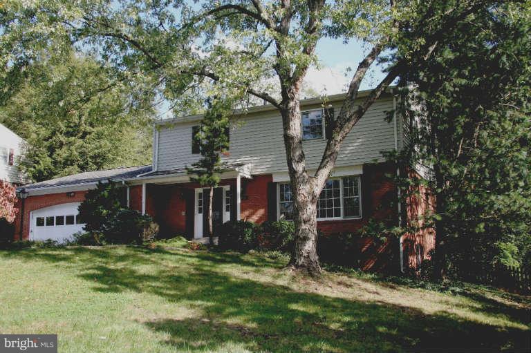 7401 Range Road Alexandria, VA 22306 - Photo 1 of 30 Exterior (Front)