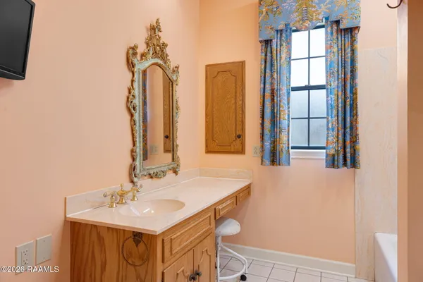 $475,000 | 4166 Irish Bend Road, Franklin, LA 70538