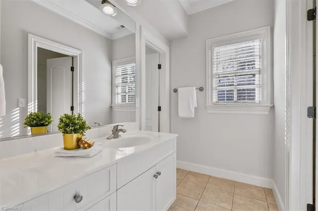 $967,500 | 7107 Lake Henson Drive, Summerfield, NC 27358