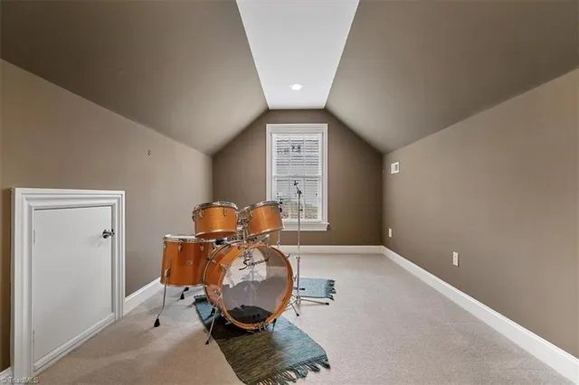 $967,500 | 7107 Lake Henson Drive, Summerfield, NC 27358