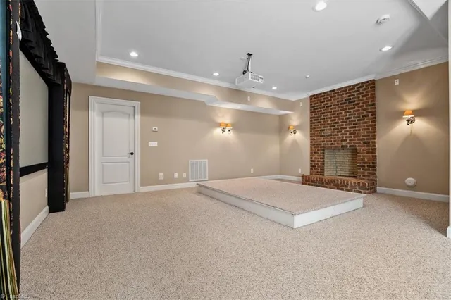 $967,500 | 7107 Lake Henson Drive, Summerfield, NC 27358