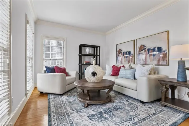 $967,500 | 7107 Lake Henson Drive, Summerfield, NC 27358